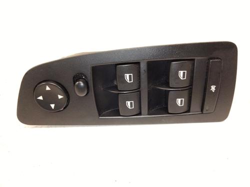 Used Left front window switch BMW 1 (E81) [2006-2012]  31710067
