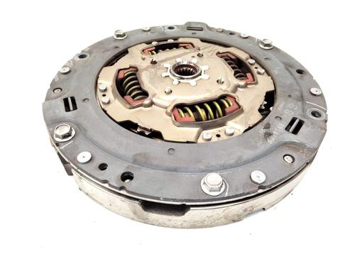 flywheel-toyota-auris-estate-_e18_-2013-2014-2015-2016-2017-2018-31021475 main image