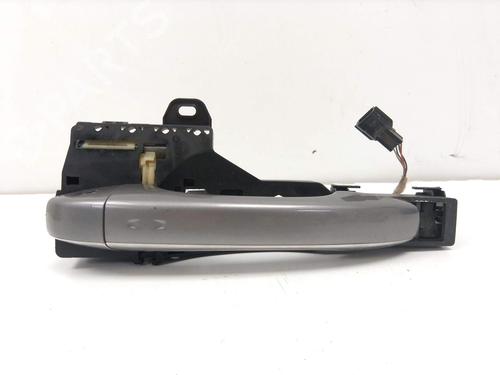 Used Front left exterior door handle Front left exterior door handle 37643706 37643706