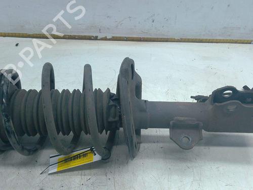 right-front-shock-absorber-toyota-auris-estate-_e18_-2013-2014-2015-2016-2017-2018-31042339 main image