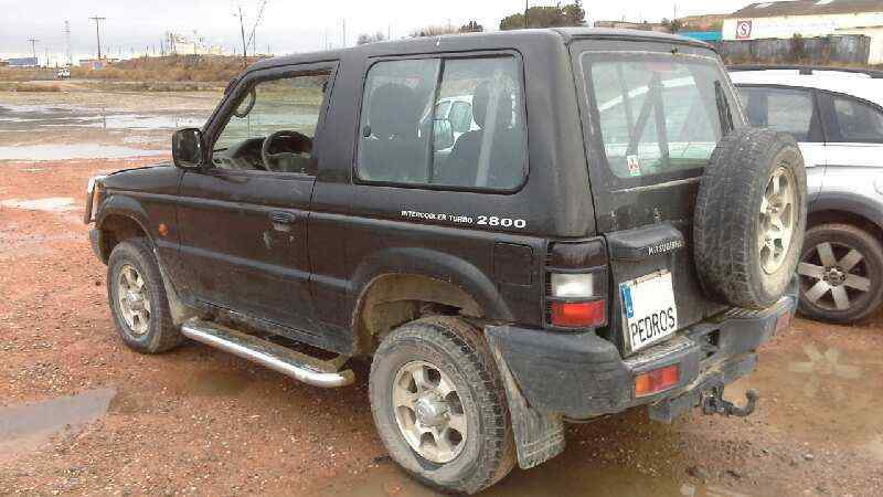 Mitsubishi pajero v26w