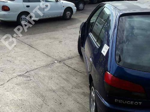 Right taillight PEUGEOT 306 (7B, N3, N5) 1.9 STD | BP105840C35 
