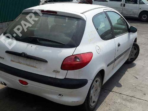 Venstre forlygte PEUGEOT 206 Hatchback (2A/C) 1.4 i | BP104898C28 
