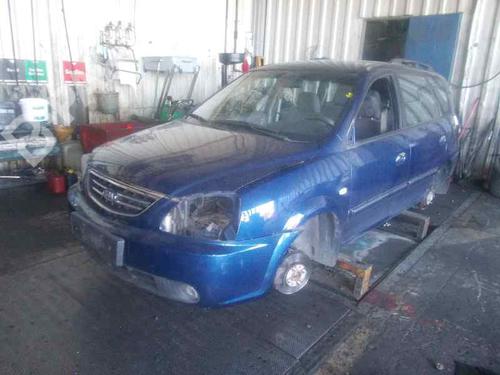 Left headlight KIA CARENS II MPV (FJ) 2.0 CRDi | BP104704C28 
