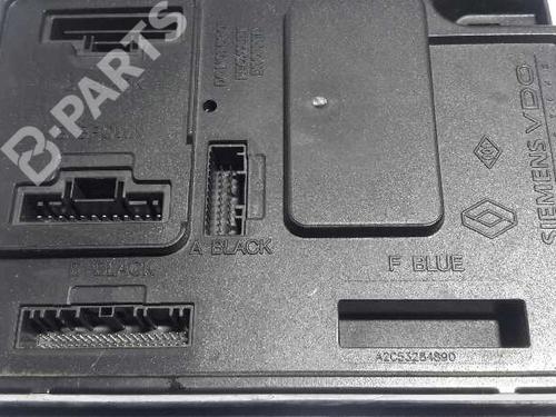 Fuse box RENAULT MEGANE III Hatchback (BZ0/1_, B3_)  | BP2533492E1 