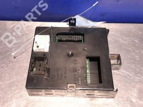 Used Fuse box RENAULT LAGUNA II (BG0/1_) 1.9 dCi (BG08, BG0G) (120 hp) 1208402