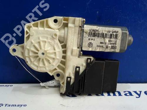 Rudehejsemotor bagstkærm højre SEAT TOLEDO II (1M2) 1.9 TDI (110 hp) 1398823