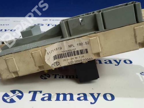 Fuse box FIAT STILO (192_)  | BP883418E1 