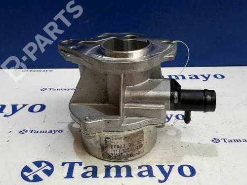 Used Vacuum pump RENAULT GRAND SCÉNIC II (JM0/1_) [2004-2009]  1622742