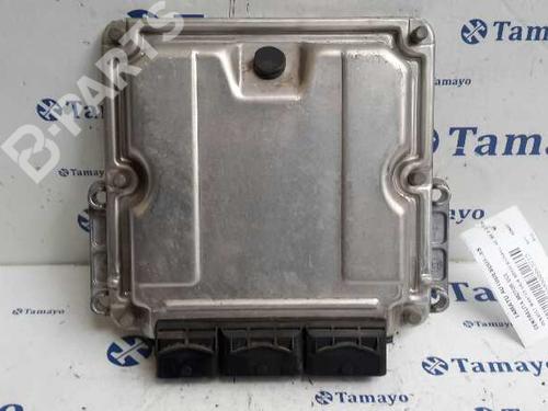 Used Engine control unit (ECU) RENAULT MASTER II Van (FD) 2.2 dCI 90 (90 hp) 2852088