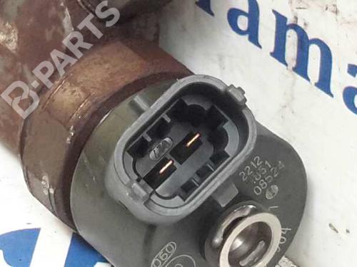 Used Injector Injector BMW 5 (E39) 520 i (150 hp) 2819710 2819710