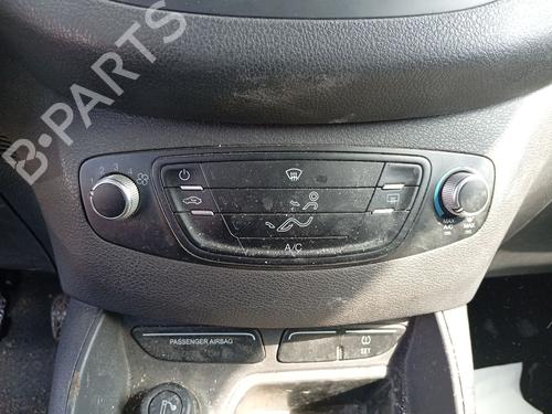 Used Climate control Climate control 37720425 37720425