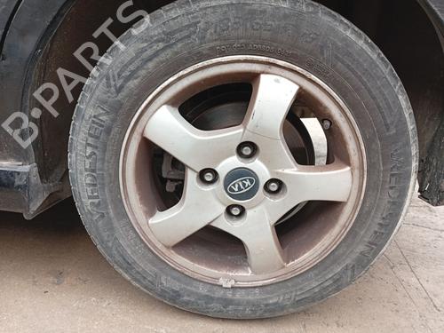 Used Left rear steering knuckle Left rear steering knuckle KIA CERATO I Hatchback (LD) [2004-2010] 36477627 36477627