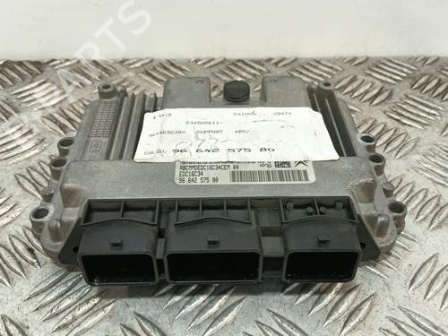 Used Engine control unit (ECU) Engine control unit (ECU) CITROËN C4 Coupe (LA_) 1.6 HDi (90 hp) 33118124 33118124