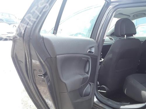 Fuse box OPEL INSIGNIA A Sports Tourer (G09) 2.0 CDTI (35) | BP11042213E1 