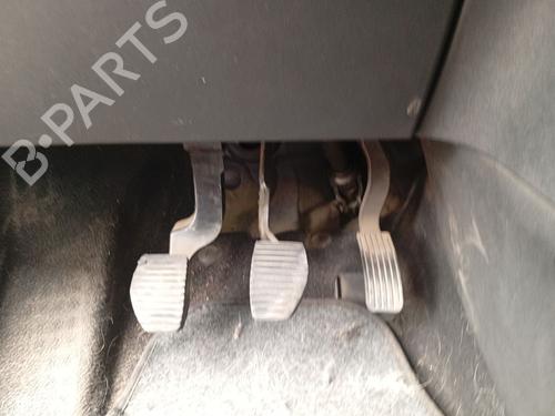 Used Break pedal Break pedal 37692828 37692828