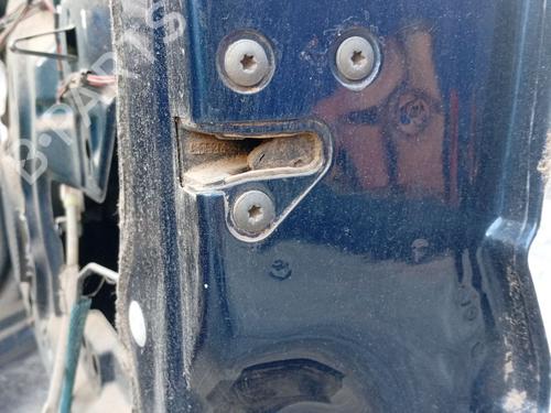 Used Front right lock Front right lock JEEP CHEROKEE (KJ) 2.5 CRD 4x4 (143 hp) 33986929 33986929