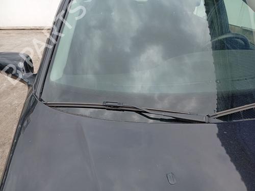 Used Front windshield wiper arm Front windshield wiper arm 36998632 36998632