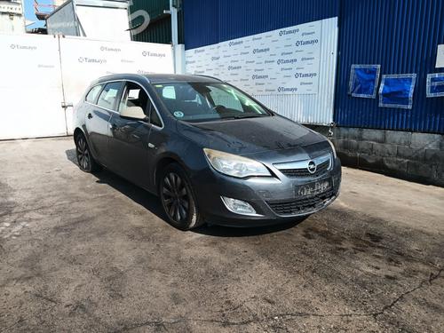 Brugte OPEL ASTRA J Sports Tourer (P10) 2.0 CDTI (35) (165 hp) 3392124