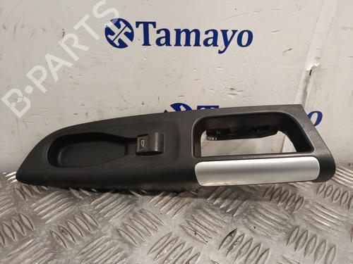 Used Right front window switch Right front window switch HONDA CIVIC VII Hatchback (EU, EP, EV) 1.7 CTDi (EP4, EU9) (100 hp) 34630152 34630152