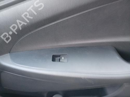 Used Right front window switch Right front window switch HYUNDAI TUCSON (TL, TLE) 1.6 GDi (132 hp) 36115187 36115187