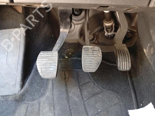 clutch-pedal-citroen-c4-ii-nc_-2009-36529957 main image