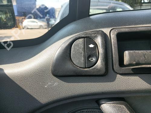 Used Right front window switch Right front window switch 39142451 39142451