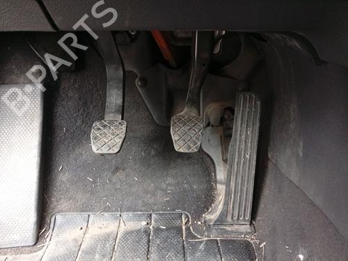 Kløtsj Kløtsj VW GOLF V (1K1) 1.6 (102 hp) 36489771 36489771