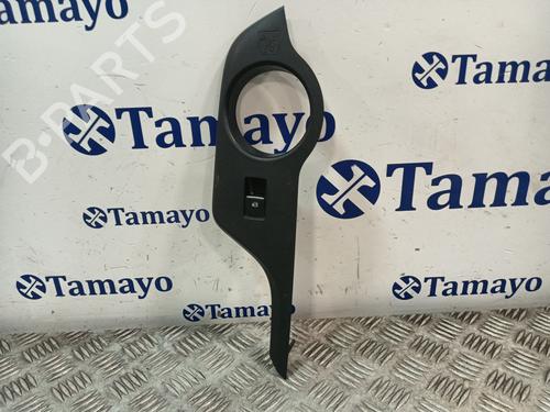 right-rear-window-switch-toyota-c-hr-_x1_-2016-32695083 main image