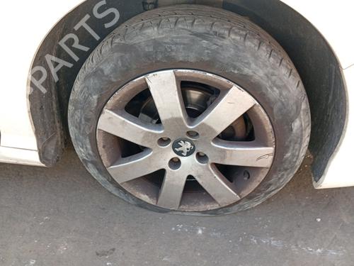 Used Right front steering knuckle Right front steering knuckle 36597944 36597944
