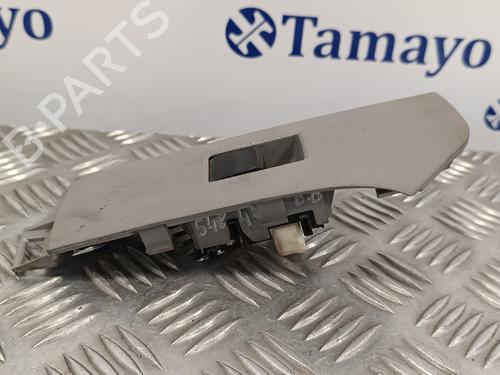 Right front window switch TOYOTA YARIS (_P9_) 1.4 D-4D (NLP90_, NLP90R) | BP16047383I26 