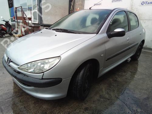 Fuse box PEUGEOT 206 Hatchback (2A/C) 1.4 i | BP10641153E1 