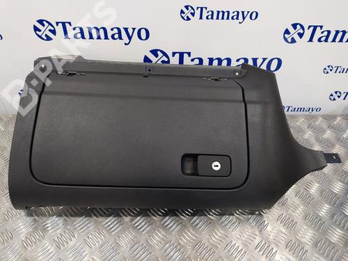 Used Glove box VW GOLF VI (5K1) 1.6 TDI (105 hp) 8685486