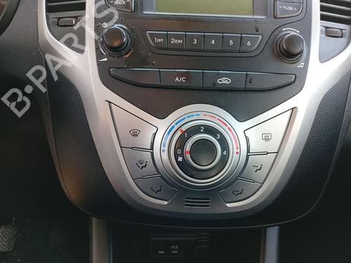 AC-Styringsenhed/Manøvreenhed AC-Styringsenhed/Manøvreenhed HYUNDAI ix20 (JC) 1.4 (90 hp) 39723202 39723202