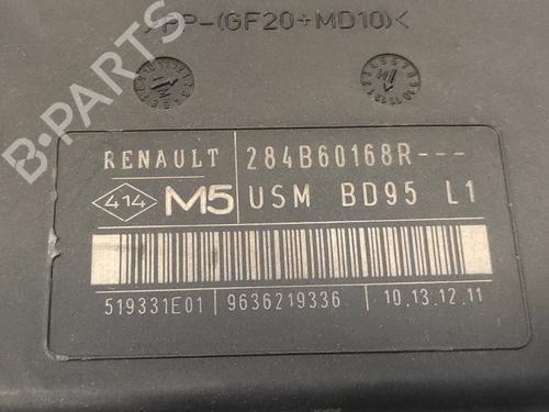 Zekeringkast RENAULT MEGANE III Hatchback (BZ0/1_, B3_)  | BP13420250E1 