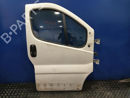 Used Right front door OPEL VIVARO A Van (X83) [2001-2015]  28450977