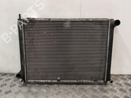 Used Water radiator Water radiator 37606189 37606189