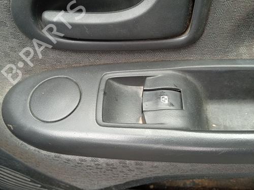 Used Right front window switch Right front window switch RENAULT CLIO II (BB_, CB_) 1.5 dCi (B/CB3M) (64 hp) 35895796 35895796