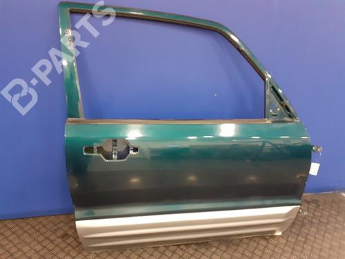 Used Right front door MITSUBISHI PAJERO III (V7_W, V6_W) 3.2 Di-D (V68W) (160 hp) 8226500