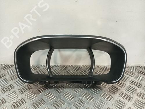other-renault-megane-iv-hatchback-b9amn_-2015-34694272 main image