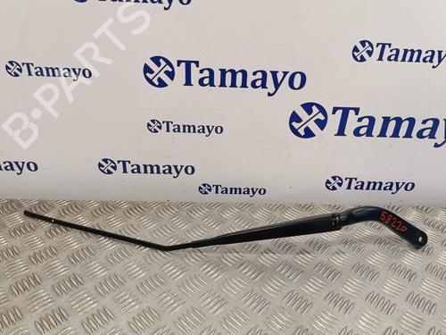Used Front windshield wiper arm SMART FORFOUR Hatchback (453) electric drive / EQ (453.091) (56 hp) 23390940