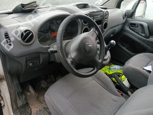 Left headlight CITROËN BERLINGO Box Body/MPV (B9) 1.6 HDi 75 | BP31952760C28