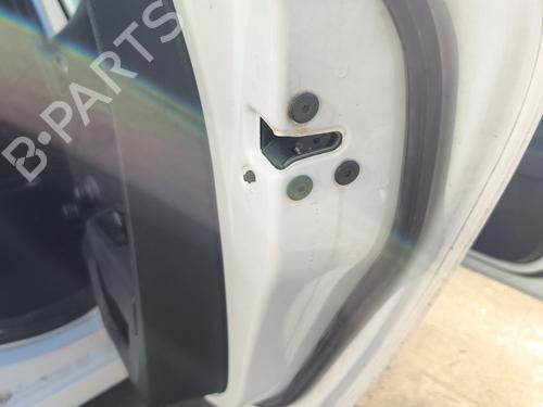 hyre-bak-las-renault-clio-v-b7_-2019-39503172 main image