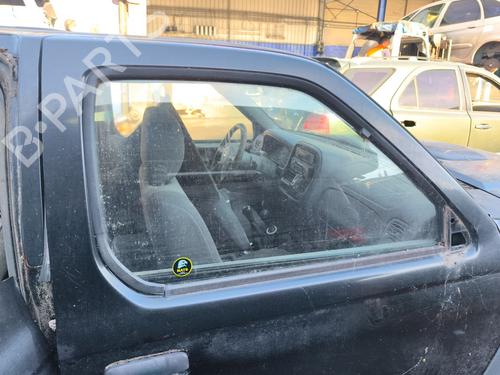 Used Front right door window Front right door window 39512038 39512038