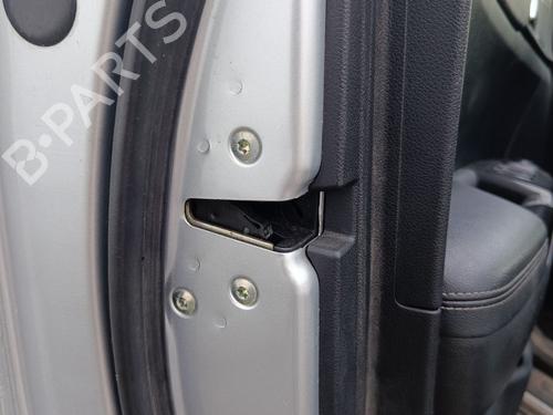 Venstre fortil lås Venstre fortil lås KIA SPORTAGE IV (QL, QLE) 1.7 CRDi (116 hp) 34189890 34189890