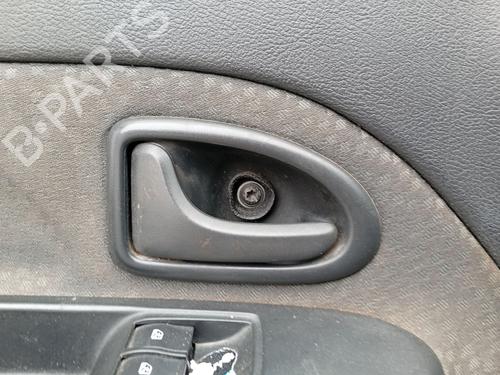 Venstre fortil invendig håndtag Venstre fortil invendig håndtag RENAULT CLIO II (BB_, CB_) 1.5 dCi (B/CB3M) (64 hp) 35819900 35819900