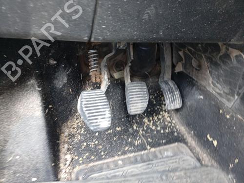 Used Break pedal Break pedal 37538252 37538252