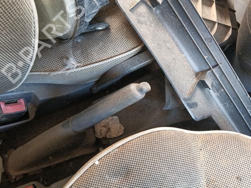 håndbremse håndbremse FIAT 500 (312_) 1.3 D Multijet (312AXE1A) (95 hp) 35901481 35901481