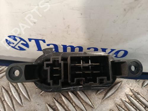 Heater resistor RENAULT MASTER III Bus (JV) 2.3 dCi 125 FWD (JV0C, JV0D, JV0H, JV0G, JV0J) | BP31043598M108