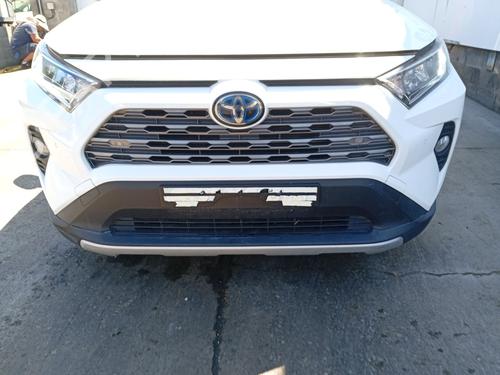 Used Front bumper reinforcement Front bumper reinforcement 38179415 38179415